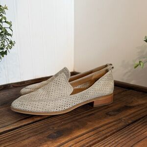 Susina Keegan leather perforated smoking loafers